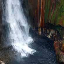 Bajos-del-Toro-waterfall