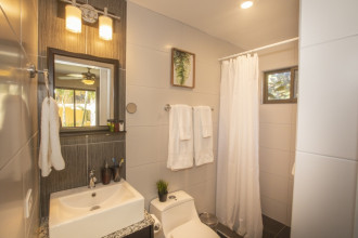 Casa Emerald Palms - Master Ensuite