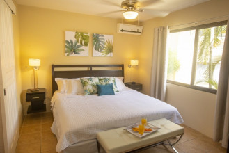 Master 'Jungle' bedroom suite